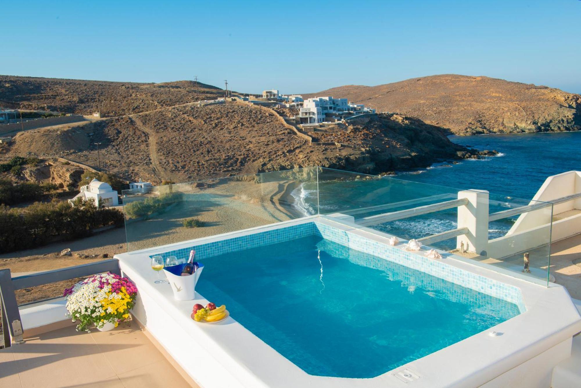 Myrsini'S Luxury Suites Merchia Mykonos Town Экстерьер фото